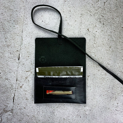 Tobacco pouch