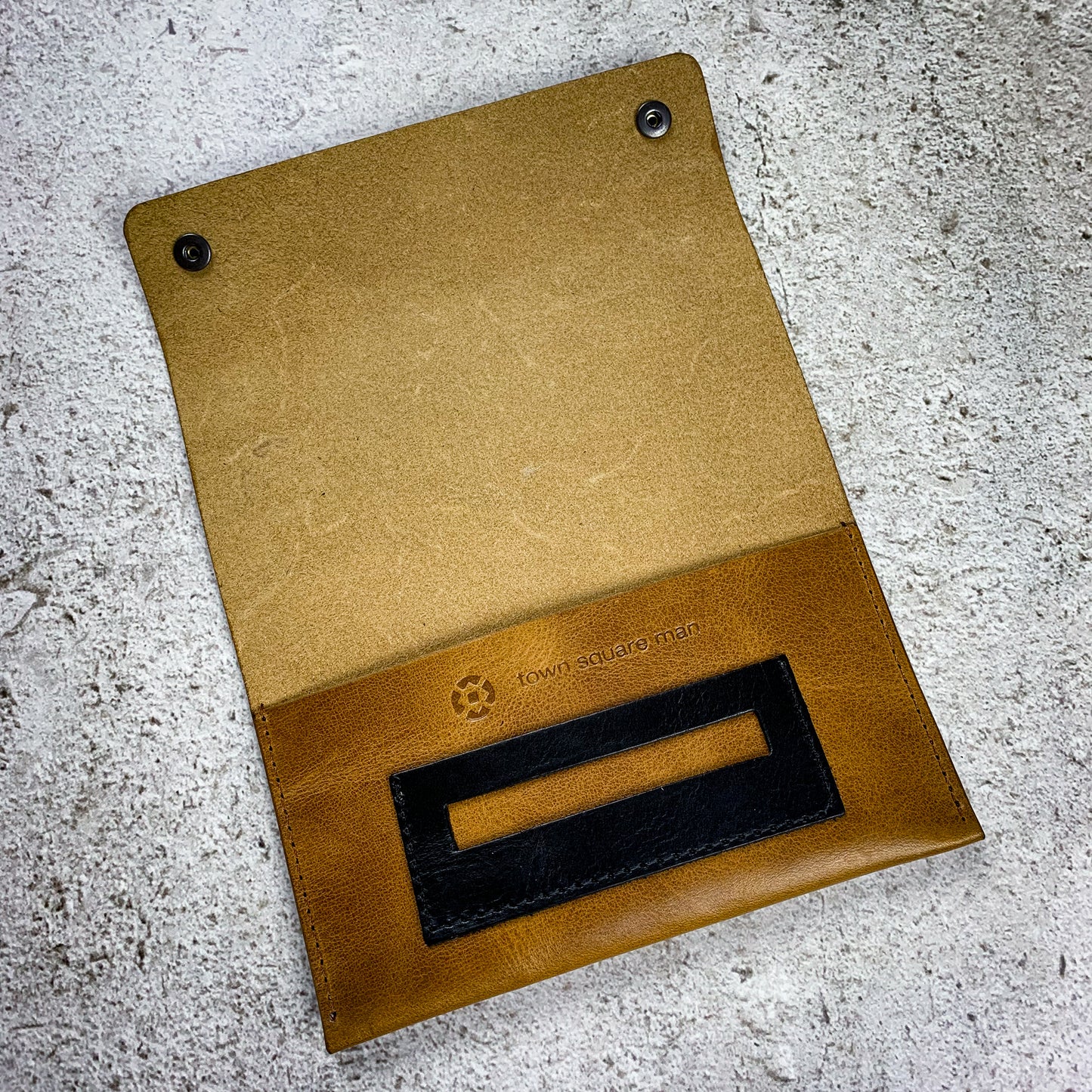 Tobacco pouch II